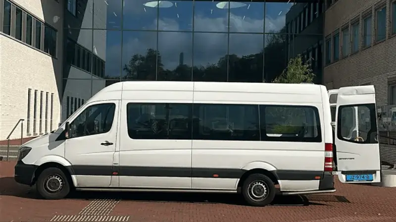 Rolstoelbus voor vervoer vanuit Vlaardingen
